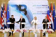 7. 11. 2020, Zagreb – Borut Pahor in Joe Biden na sreanju voditeljev pobude Brdo-Brijuni Process (november 2015) (Daniel Novakovi/STA)